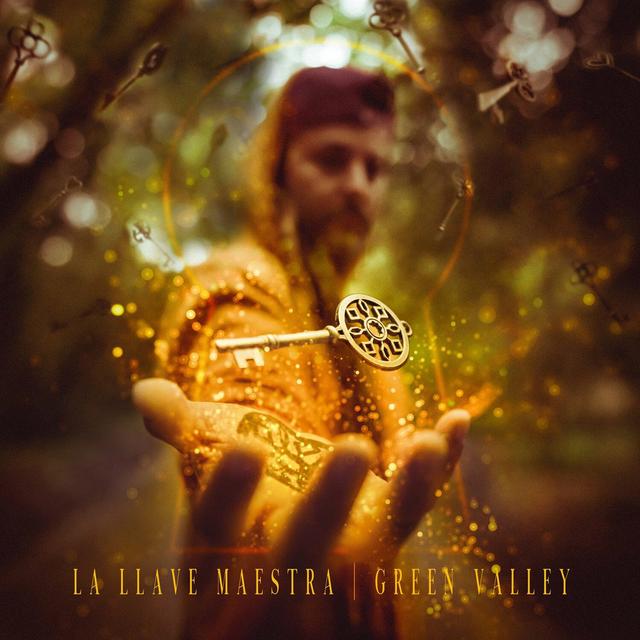 Album cover art for La Llave Maestra