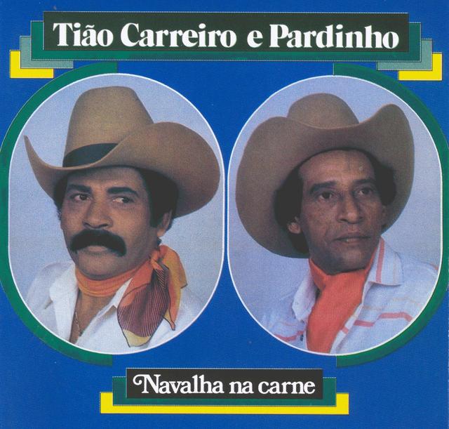 Album cover art for Navalha Na Carne