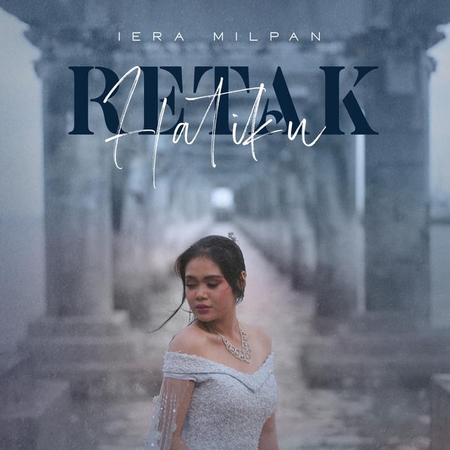 Album cover art for Retak Hatiku