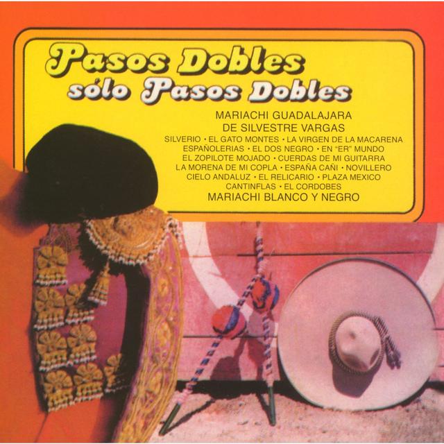 Album cover art for Pasos dobles con Mariachi