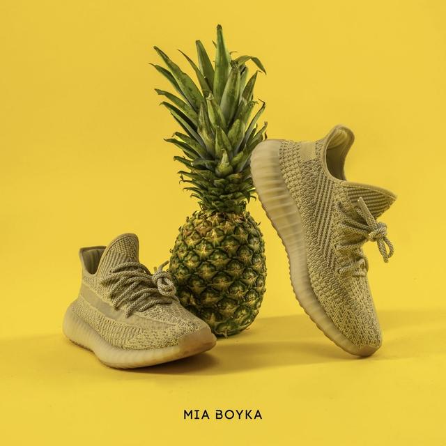 Album cover art for Ананас Адидас