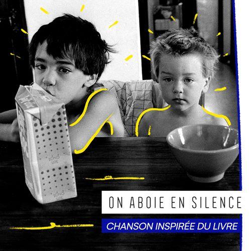 Album cover art for On aboie en silence