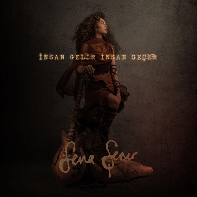 Album cover art for İnsan Gelir İnsan Geçer