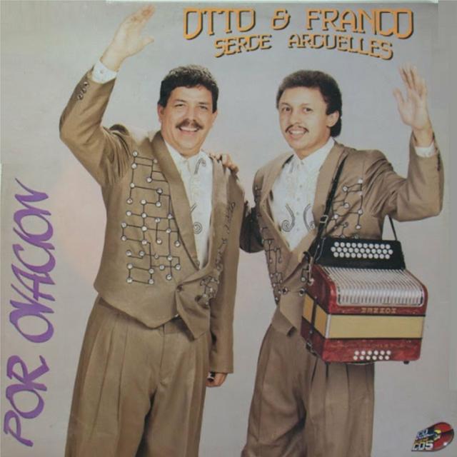 Album cover art for Por Ovación