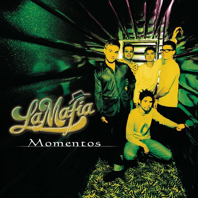 Album cover art for Momentos