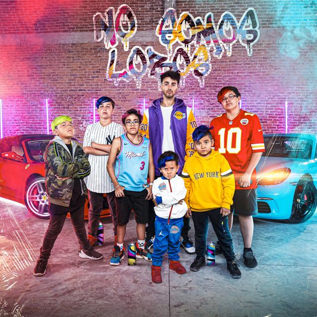 Album cover art for No Somos Lobos