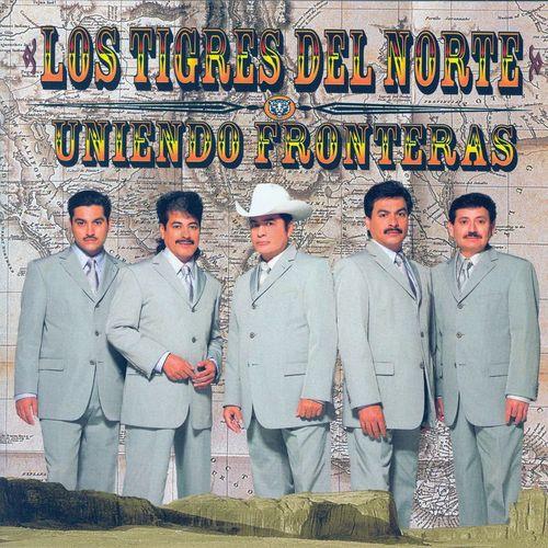 Album cover art for Uniendo Fronteras