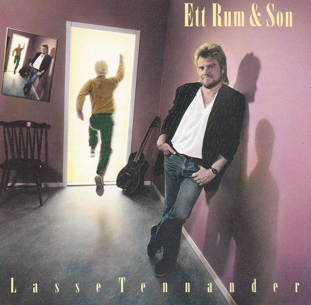 Album cover art for Ett rum och son