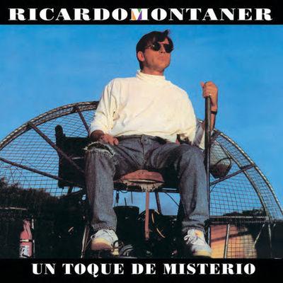 Album cover art for Un Toque De Misterio