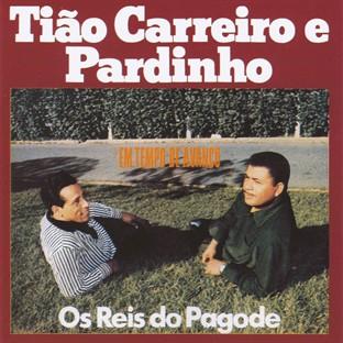 Album cover art for Em Tempo De Avanço